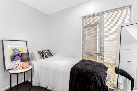 Photo of property in Onslow Heights, 17g Onslow Road, Khandallah, Wellington, 6035