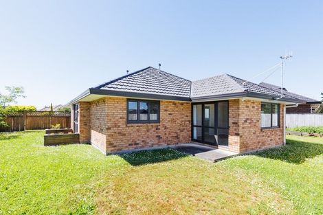 Photo of property in 9 Alpine Grove, Kelvin Grove, Palmerston North, 4414