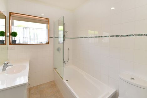 Photo of property in 38 Red Hibiscus Road, Stanmore Bay, Whangaparaoa, 0932