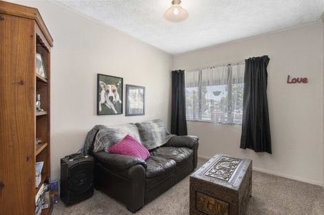 Photo of property in 16 Grace Avenue, Te Aroha, 3320