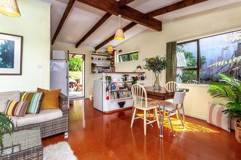 Photo of property in 20 Tutaritari Road, Hahei, Whitianga, 3591