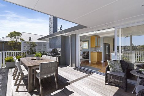 Photo of property in 13 Evelyn Road, Cockle Bay, Auckland, 2014