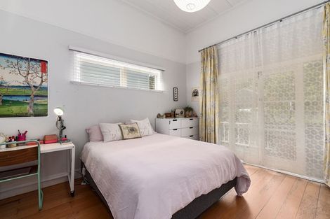 Photo of property in 141 Victoria Road, Devonport, Auckland, 0624