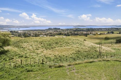 Photo of property in 4 Jojos Way, Lynmore, 3076