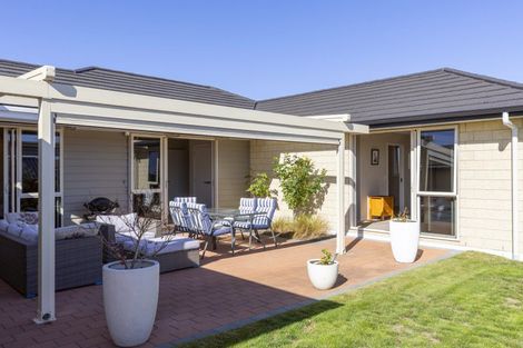 Photo of property in 4 Tuhua Close, Wharewaka, Taupo, 3330