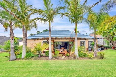 Photo of property in 19 San Pedro Place, Henderson, Auckland, 0612