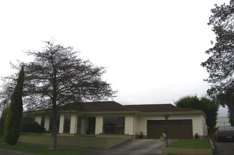 Photo of property in 44 Meadowbrook Drive, Cloverlea, Palmerston North, 4412