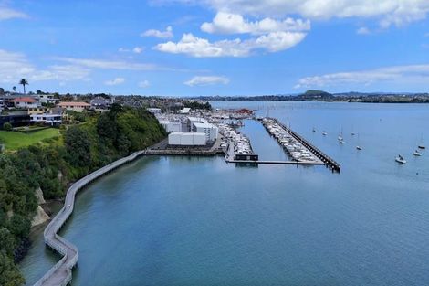 Photo of property in 1/162 Pigeon Mountain Road, Half Moon Bay, Auckland, 2012