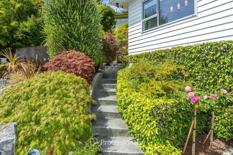 Photo of property in 18 Dalton Grove, Stokes Valley, Lower Hutt, 5019