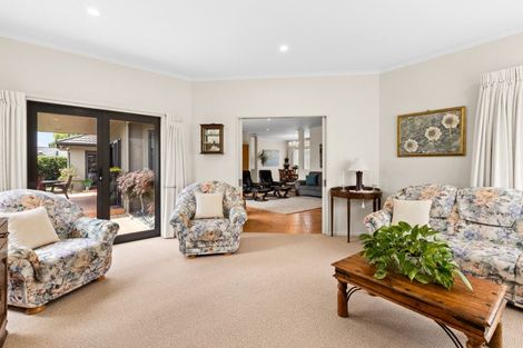 Photo of property in 9 Rutland Place, Taradale, Napier, 4112