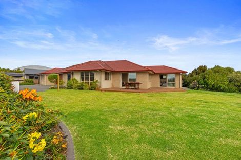 Photo of property in 28 Blacklock Road, Pyes Pa, Tauranga, 3112