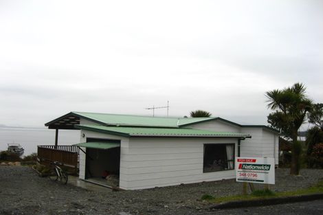 Photo of property in 14 Koe Street, Moana, 7872
