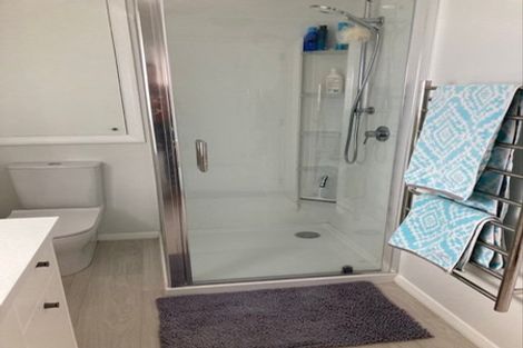 Photo of property in 85 Harbour View Road, Northland, Wellington, 6012