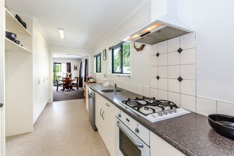 Photo of property in 290 Te Moana Road, Waikanae, 5036