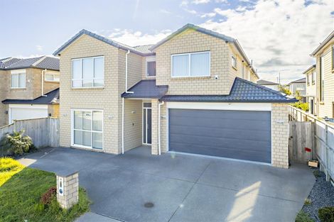 Photo of property in 20 Rohi Place, Flat Bush, Auckland, 2019