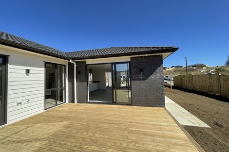 Photo of property in 52 Peacock Place, Pokeno, 2402