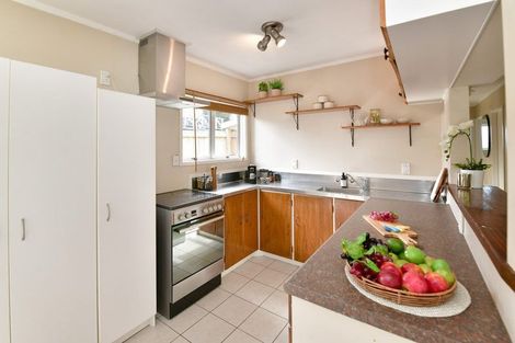 Photo of property in 1/25 Edgware Road, West Harbour, Auckland, 0618