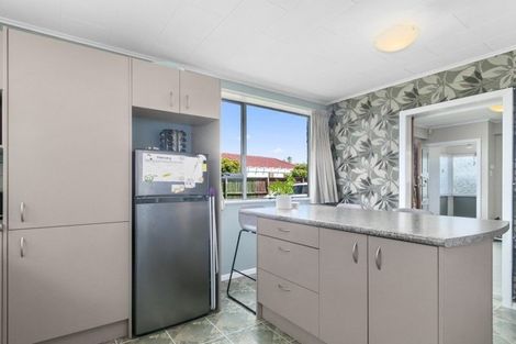 Photo of property in 18b Reese Jones Grove, Maungaraki, Lower Hutt, 5010