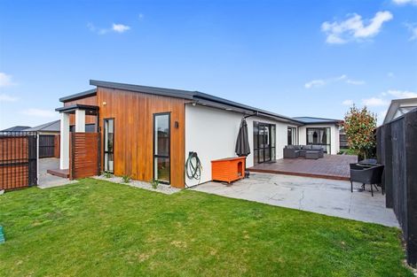 Photo of property in 28 Wakeman Way, Kaiapoi, 7630