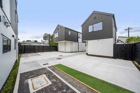 Photo of property in 25 Swan Crescent, Pakuranga, Auckland, 2010