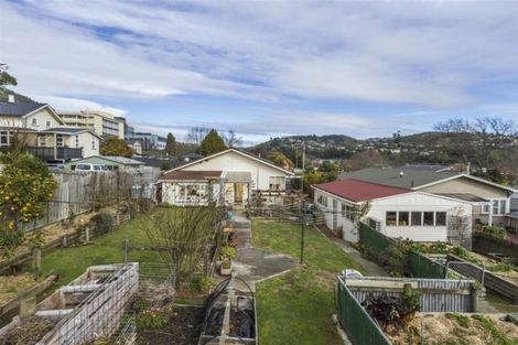 Photo of property in 37 Franklyn Street, Nelson South, Nelson, 7010