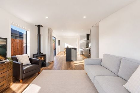 Photo of property in 145 Burdon Loop, Lake Hawea, 9382