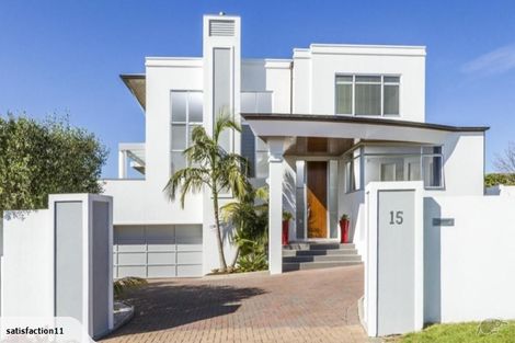 Photo of property in 15 Courtneys, West Harbour, Auckland, 0618