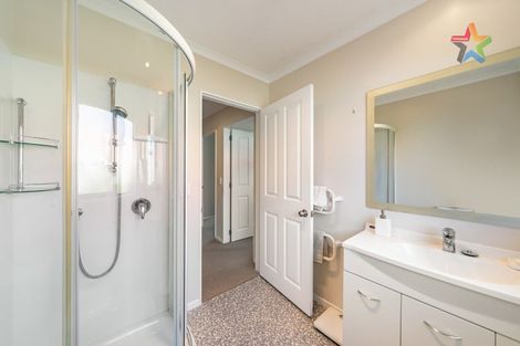 Photo of property in 37 Woodland Mews, Wainuiomata, Lower Hutt, 5014