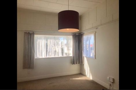 Photo of property in 44 Rimu Street, New Lynn, Auckland, 0600