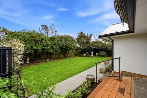 Photo of property in 14b Searells Road, Strowan, Christchurch, 8052