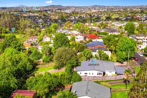 Photo of property in 12 Eastglen Road, Glen Eden, Auckland, 0602