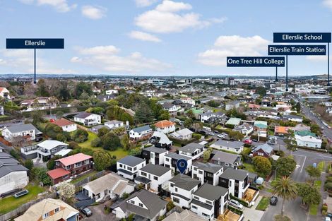 Photo of property in 3 Lonsdale Street, New Brighton, Christchurch, 8083