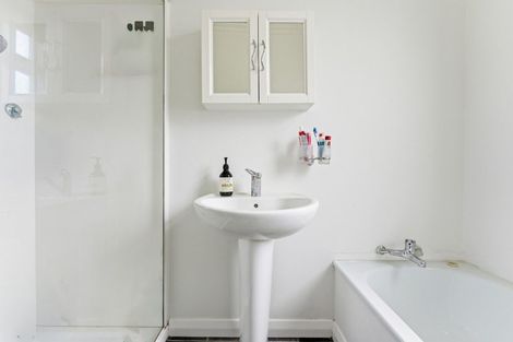 Photo of property in 124 Anzac Parade, Whanganui East, Whanganui, 4500