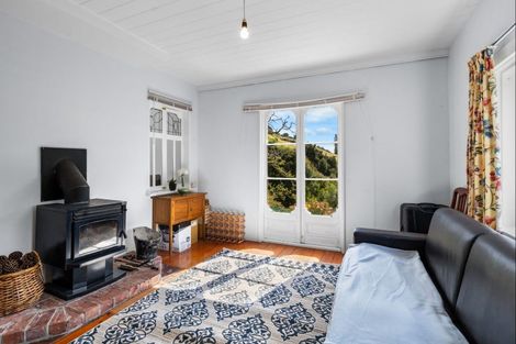 Photo of property in 8 Shadbolts Road, Pigeon Bay, Akaroa, 7583