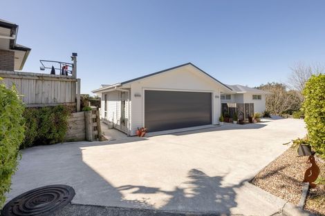 Photo of property in 61 Margaret Drive, Omokoroa, 3114