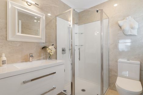 Photo of property in 2 Gibraltar Street, Howick, Auckland, 2014