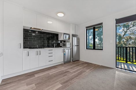 Photo of property in 10/90 Swaffield Road, Papatoetoe, Auckland, 2025