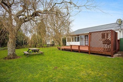 Photo of property in 22 Graham Street, Eltham, 4322