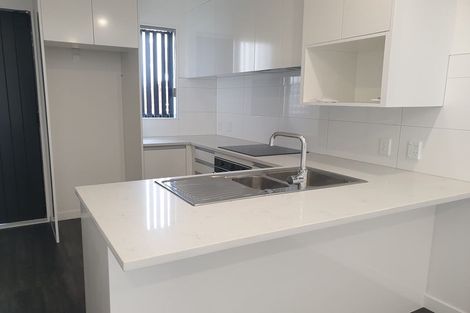 Photo of property in 14/3 Abbotleigh Avenue, Te Atatu Peninsula, Auckland, 0610