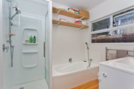 Photo of property in 7b Anne Road, Hillcrest, Auckland, 0627