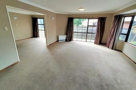 Photo of property in 100 Russell Street, Palmerston North, 4414