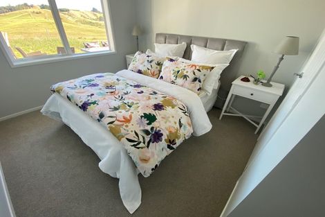 Photo of property in 16 Clark Rise, Pokeno, 2402