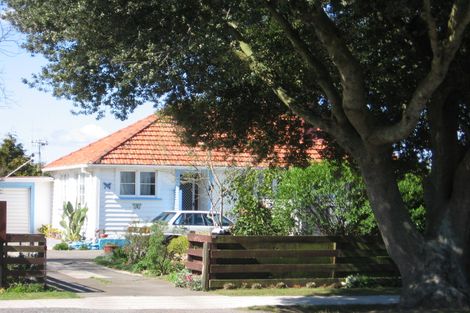 Photo of property in 20 Park Street Foxton Horowhenua District