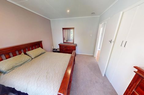 Photo of property in 11 Lewis Place, Highbury, Palmerston North, 4412