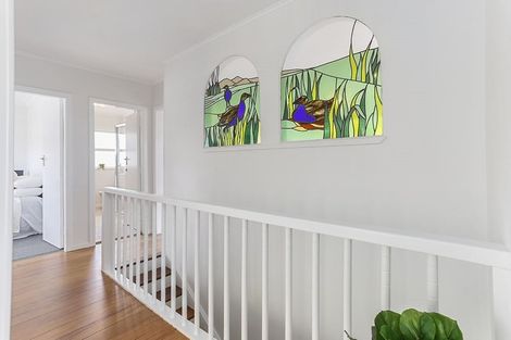 Photo of property in 5 Braebank Lane, Te Atatu South, Auckland, 0610