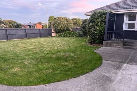 Photo of property in 11 Grimseys Road, Redwood, Christchurch, 8051