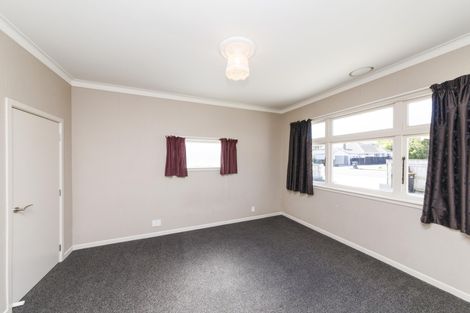 Photo of property in 61 Ferguson Street, Awapuni, Palmerston North, 4412