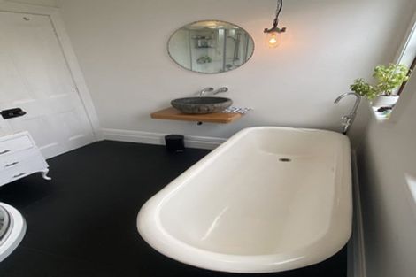 Photo of property in 21 Vienna Street, Waltham, Christchurch, 8023