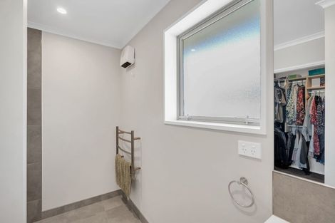 Photo of property in 41 Tara Crescent, Woodend, 7610