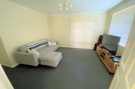 Photo of property in 4 Yeoman Place, Howick, Auckland, 2014